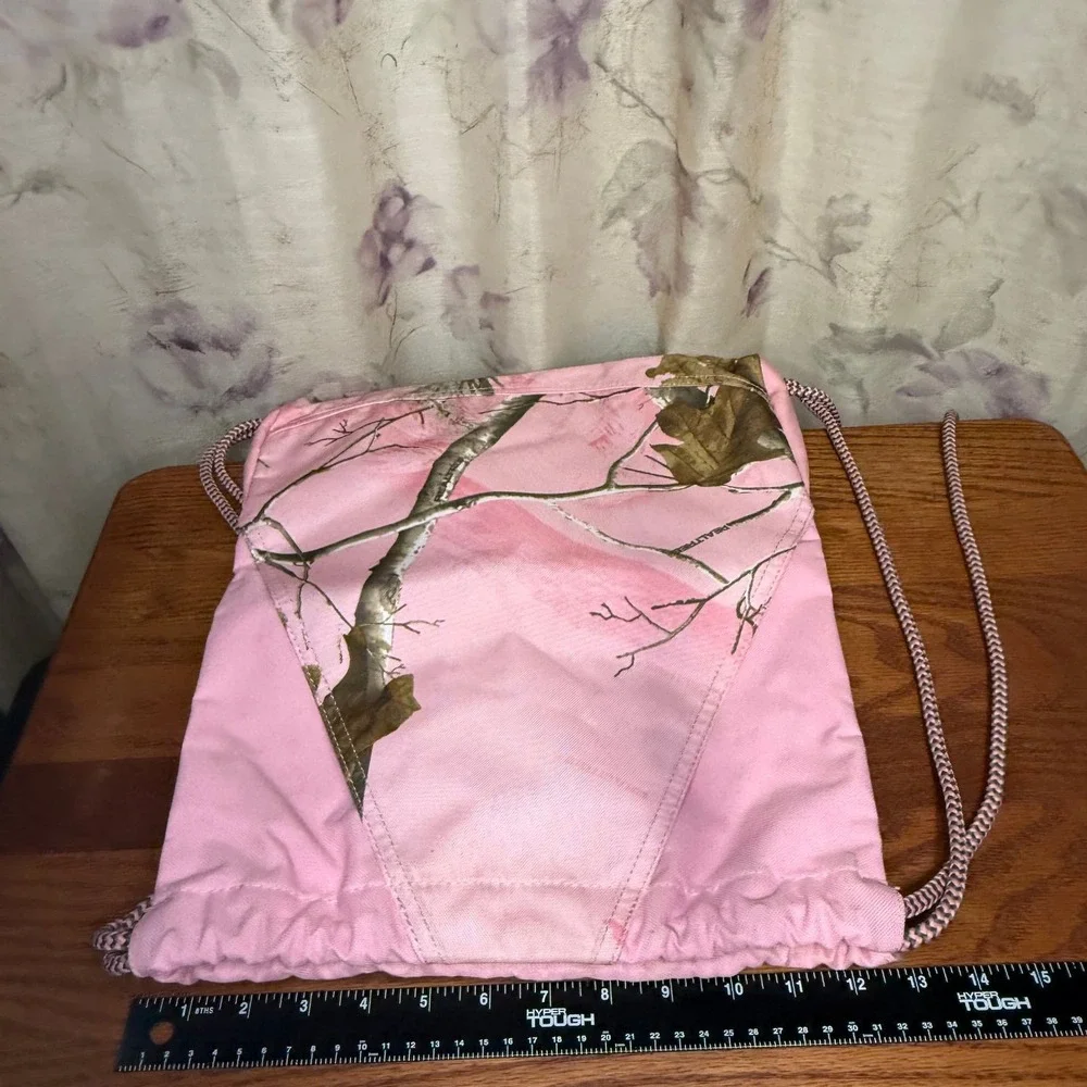 Realtree Pink Camo Drawstring Backpack Sackpack Canvas Bag with‎ Interior Pocket